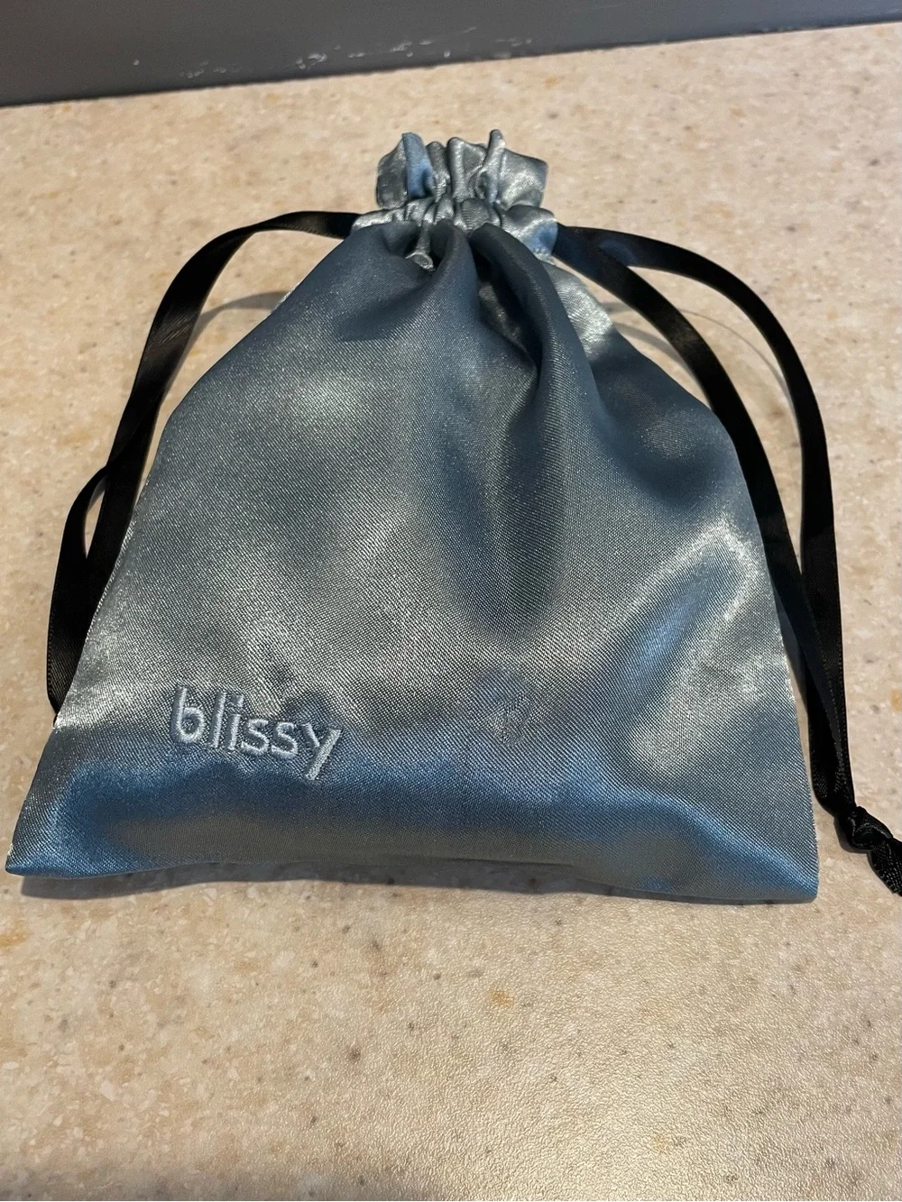 BLISSY Classic Mulberry Silk Sleep Mask with Travel Pouch Gray Unisex